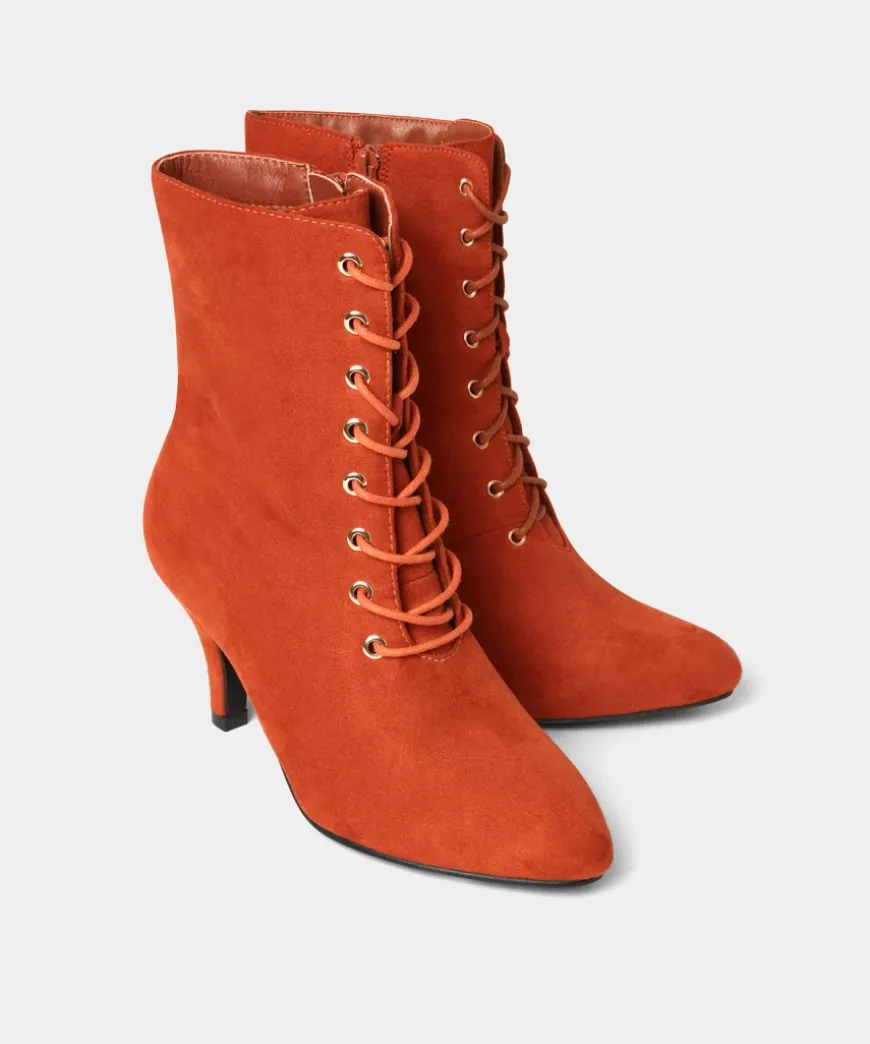 Astonishing Lace Up Boots