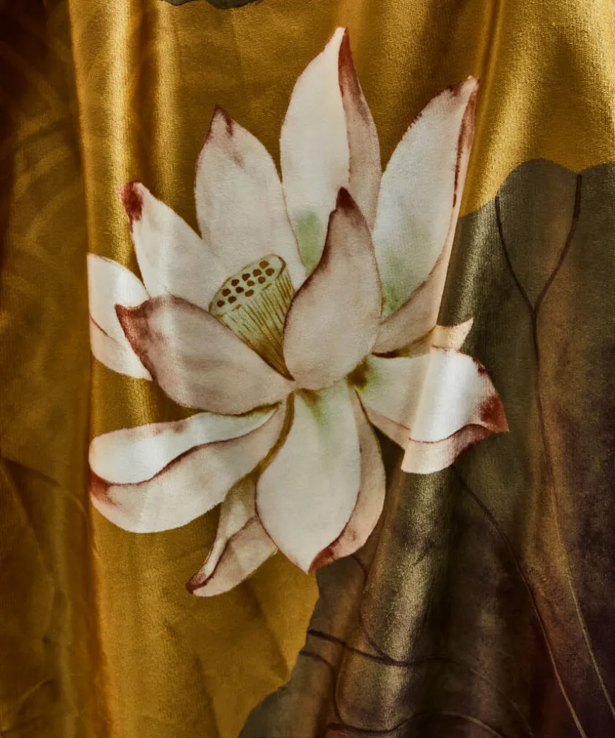Candescent Cranes Reversible Throw