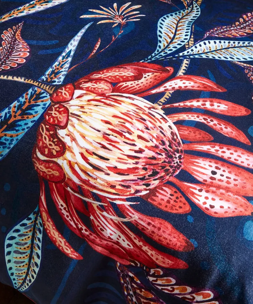 Flamboyant Florals Reversible Bed Set