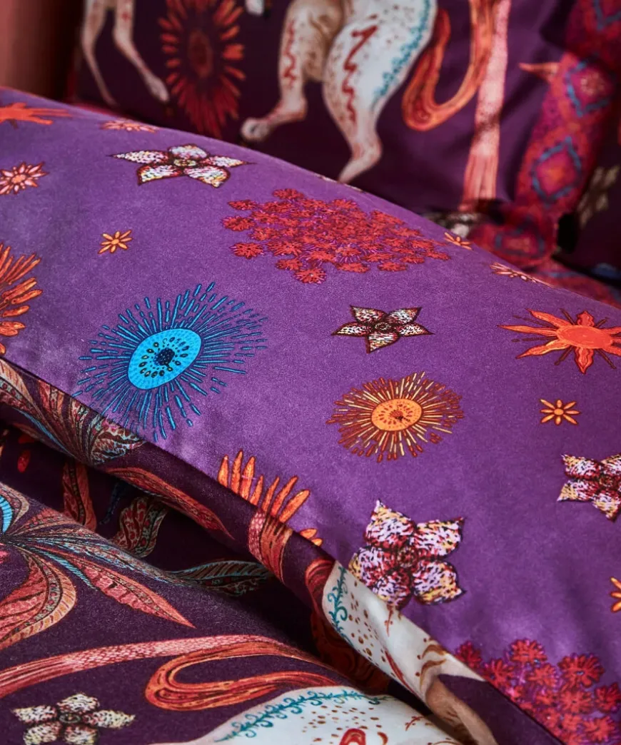 Hypnotic Horses Reversible Bed Set