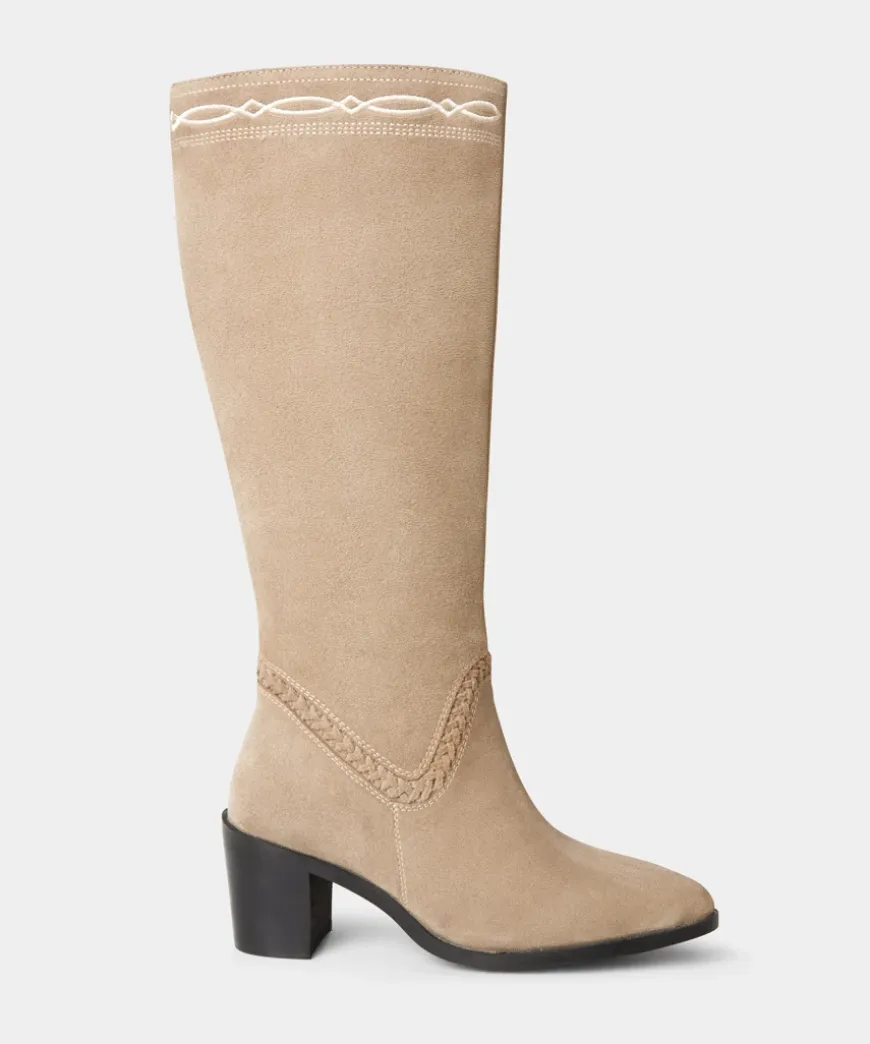 No Comparison Suede Boots
