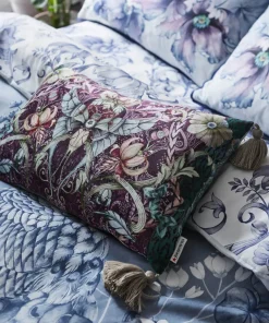 Nostalgic Nouveau Paisley Reversible Cushion