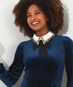 Party Pretty Jewelled Collar