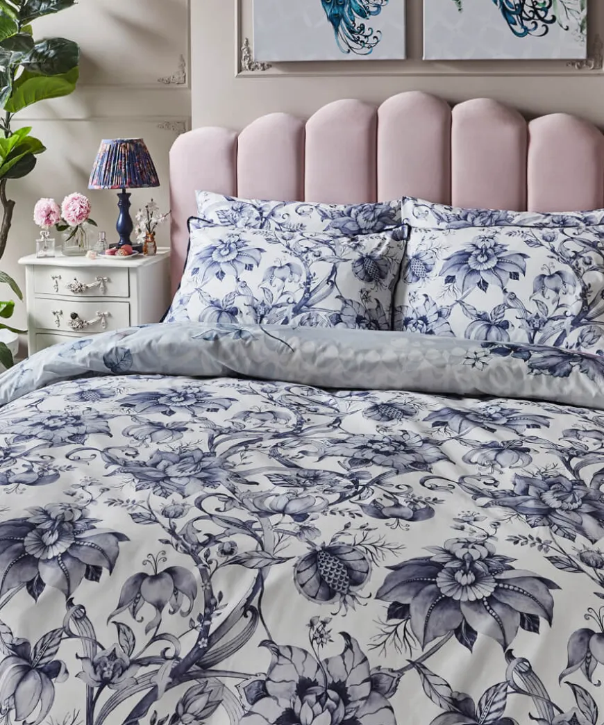 Poised Peacocks Reversible Bed Set