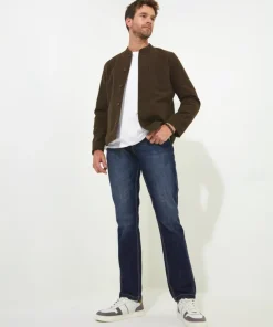 Remarkable Regular Slim Jeans